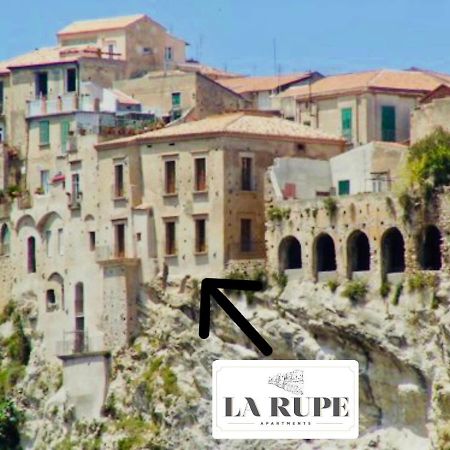 La Rupe Apartments Тропеа Екстериор снимка