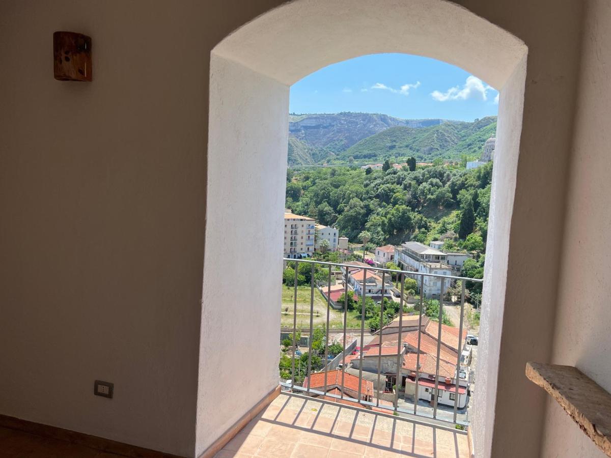 La Rupe Apartments Тропеа Екстериор снимка