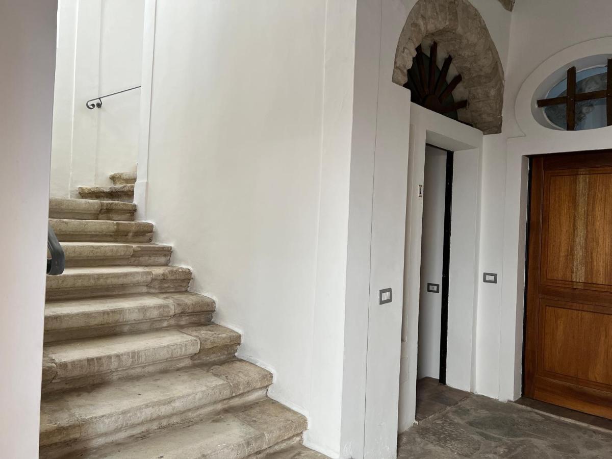 La Rupe Apartments Тропеа Екстериор снимка