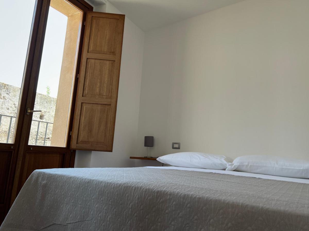 La Rupe Apartments Тропеа Екстериор снимка