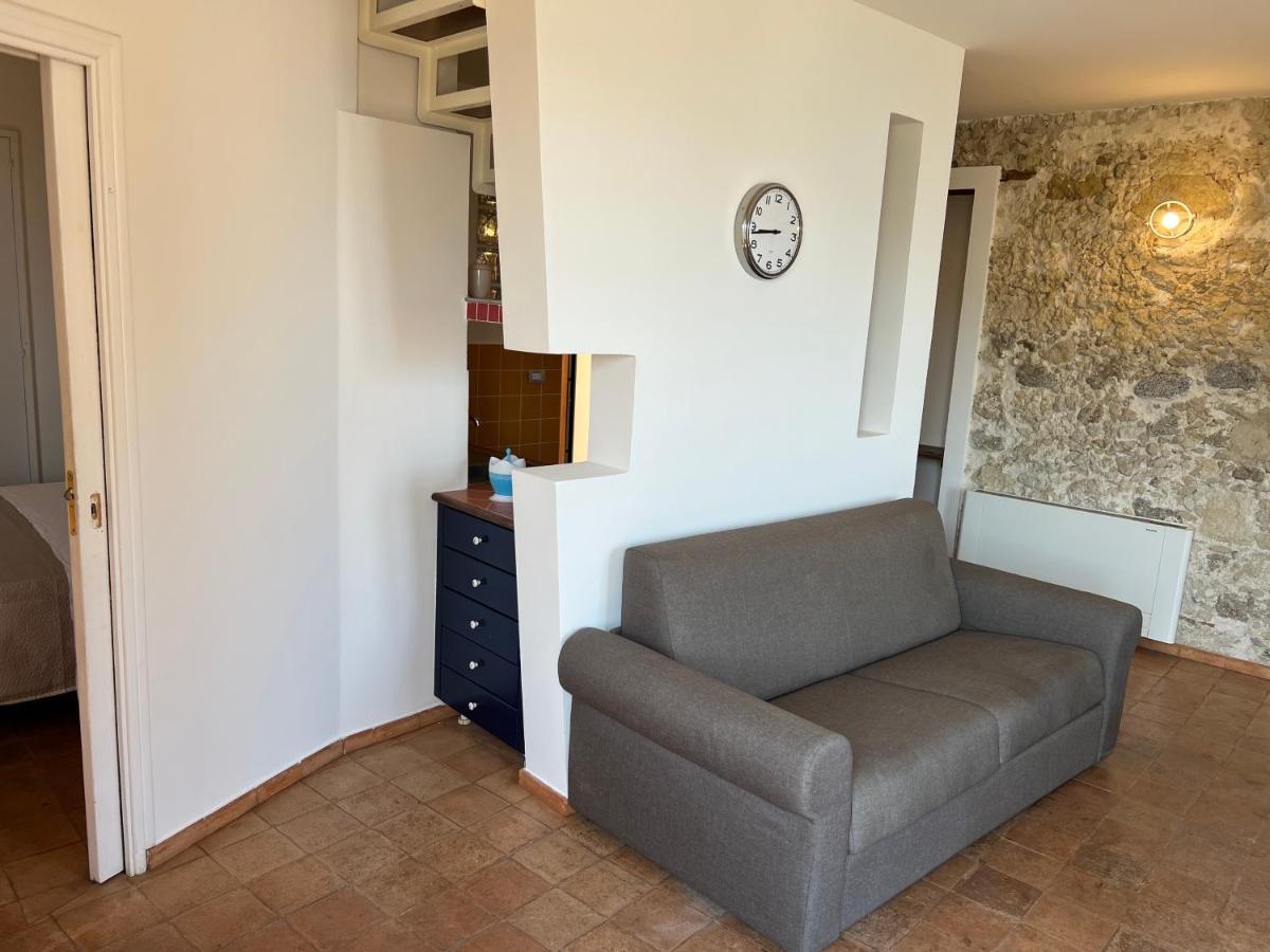 La Rupe Apartments Тропеа Екстериор снимка